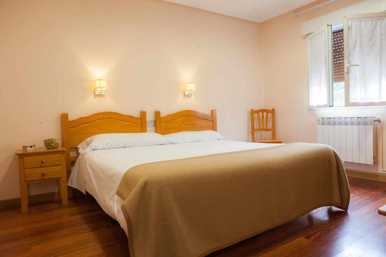 Casa Rural Lagun Etxea Pobes Buitenkant foto